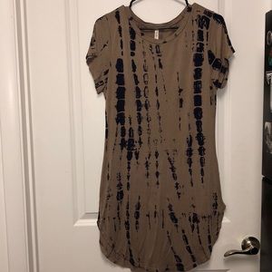 Tan & blue T-shirt dress